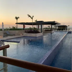 La Amada With Marina View Apartamento Cancún